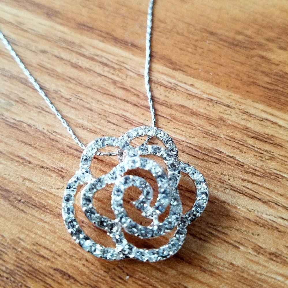 Handmade Swarovski Crystal Rose Necklace